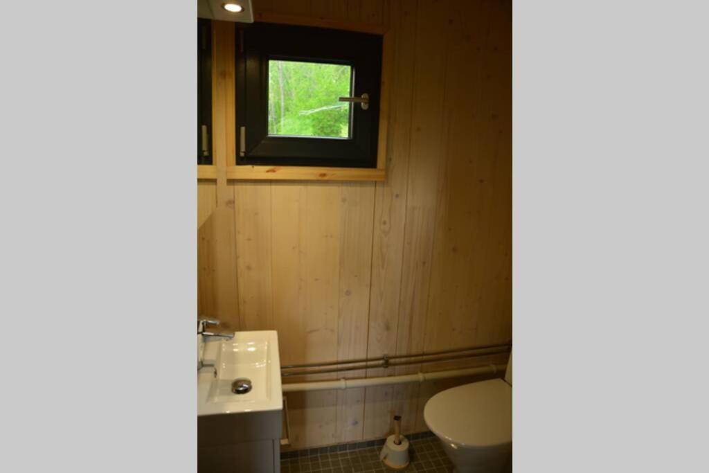 Treehut, Nature, Birds, Silence And Fjord Samlanes エクステリア 写真